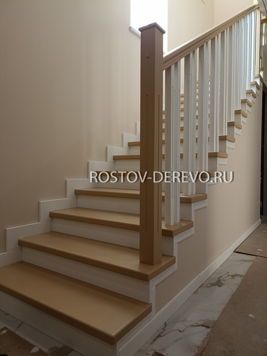 ЛЕСТНИЦА И ЯСЕНЯ ПОСЕЛОК ОРЕХОВАЯ РОЩА РОСТОВ НА ДОНУ